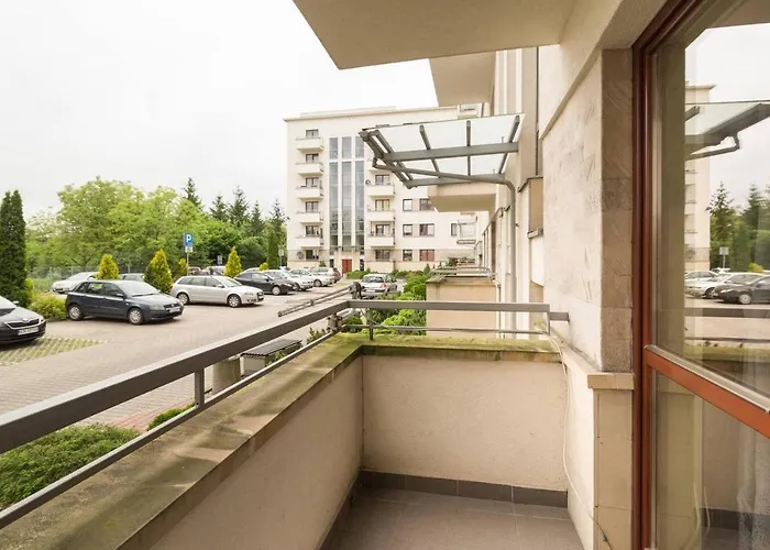 Przytulny Z Parkingiem Blisko Tauron Areny Appartamento Cracovia