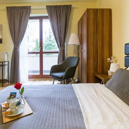 Przytulny Z Parkingiem Blisko Tauron Areny Appartement *