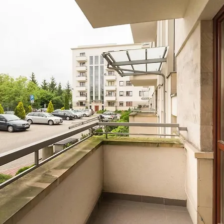 Przytulny Z Parkingiem Blisko Tauron Areny Appartement Krakau